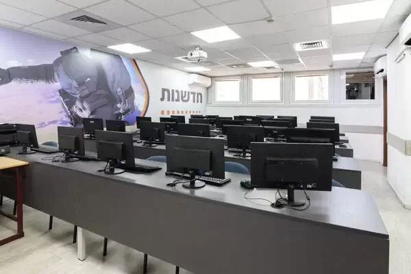 חדר מחשבים תל אביב