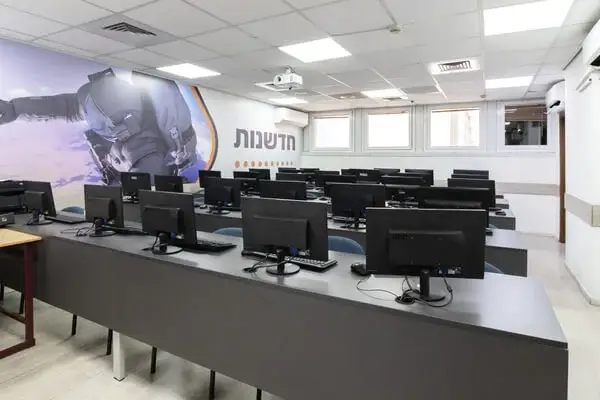 השכרת כיתות מחשבים בתל אביב